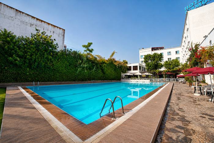 Piscine — Hôtel Mamora Kénitra