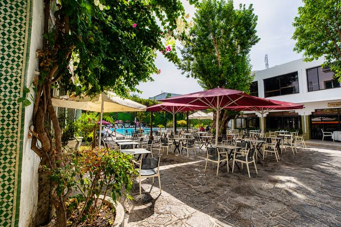 Piscine — Hôtel Mamora Kénitra